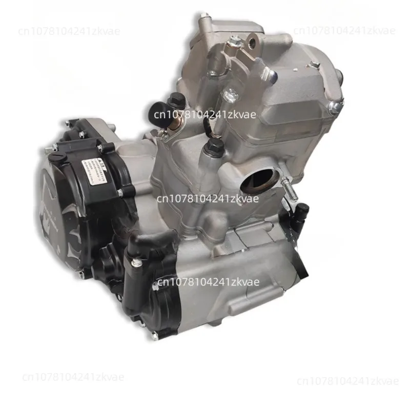 NC250/NC450 water-cooled engine assembly