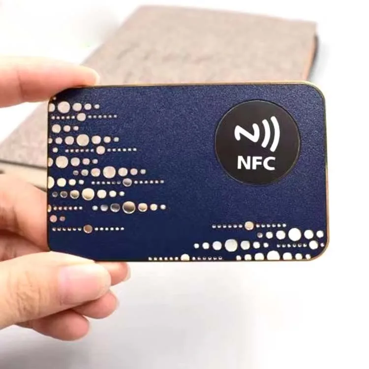 Comercio personalizado 2024, gran oferta, logotipo personalizado de fábrica, tarjeta de visita de Metal Nfc, tarjetas de Metal grabadas con láser, negocios de Metal en blanco