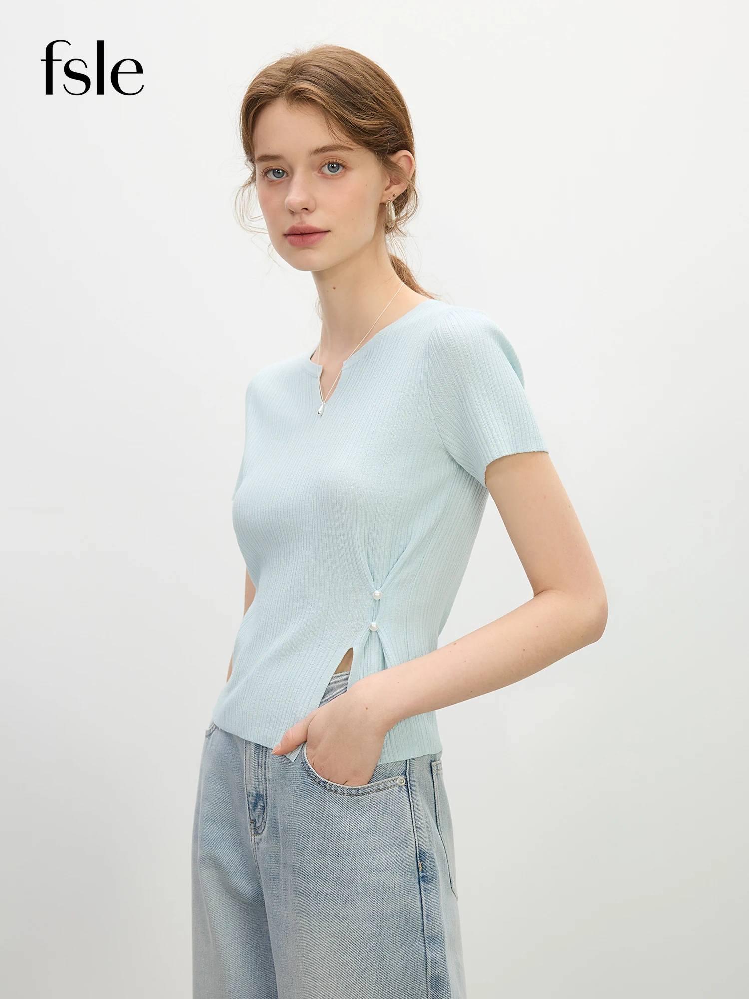 FSLE Irregular Side Slit Knit Top for Women New Summer 2025 Style Half-Open neckline Pit Stripe Reconstructed Knit Top 25FS12277