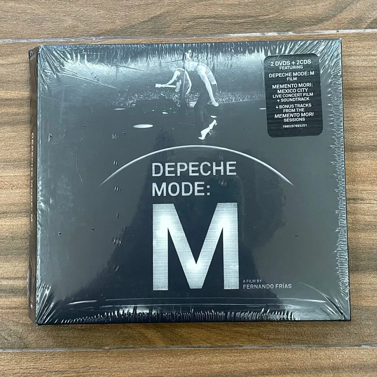 Depeche Mode: M 2DVD + 2CD Set Memento Mori Live Concert Fil