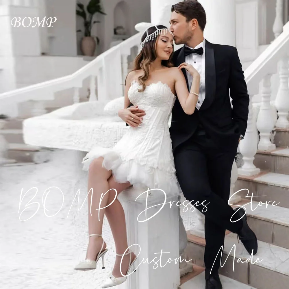 BOMP Exquisites Mini-Hochzeitskleid, trägerlos, A-Linie, mit Perlen verziert, weißer Satin, Hof-Tüll-Schleppe, Brautkleid, individuelle Robe De Mariée