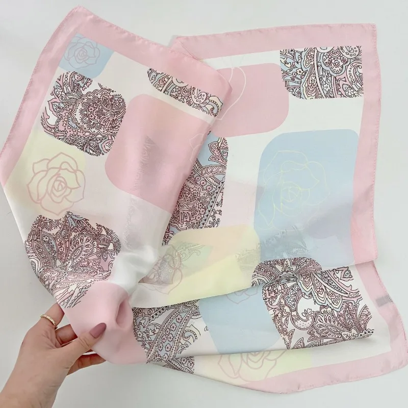 1pcs Cashew Flower Rose Pattern Silk Scarf Women\'s Simulated Silk Fresh and Elegant Versatile Fashion Decorative Square Scarf