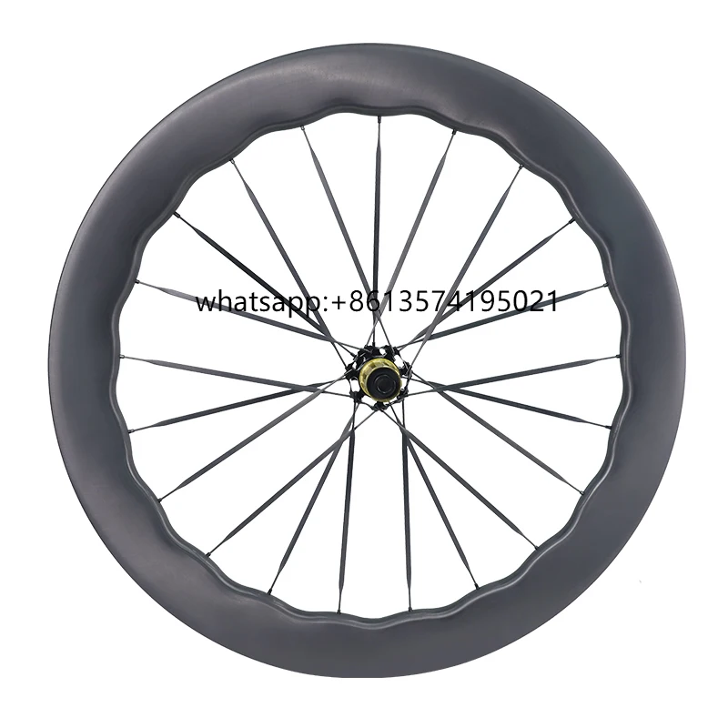 

Lightweight Aerodynamic 700C Carbon Clincher Wheels for Road Bikes with Disc Brake System
