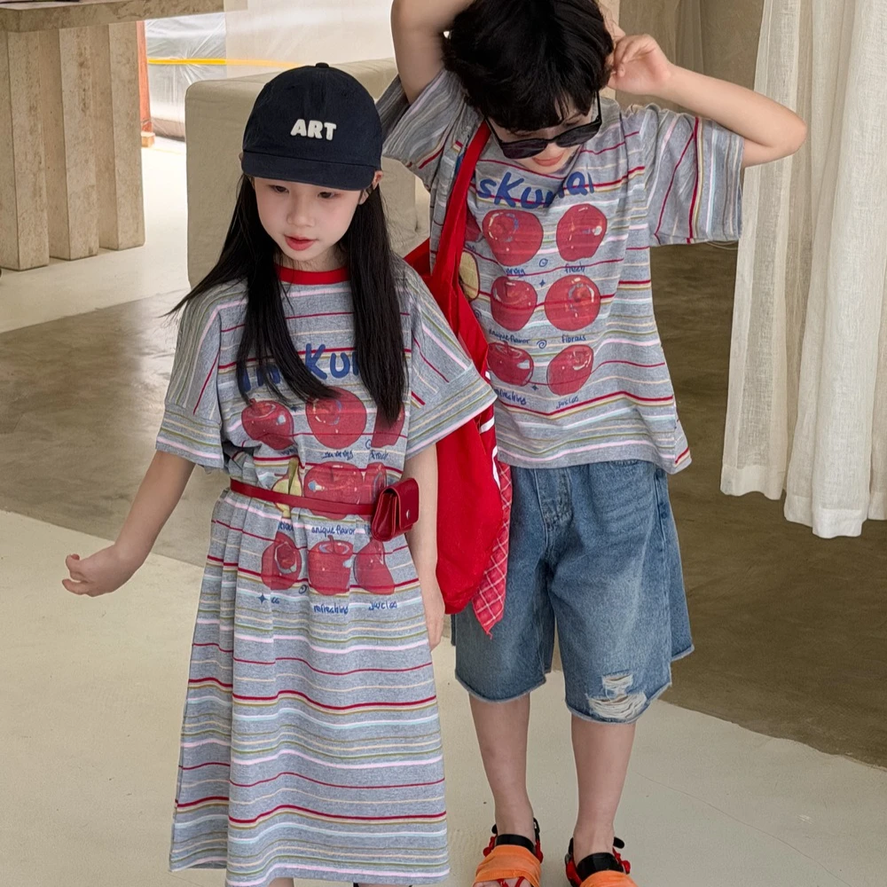 T-shirt 2026 Spring and Summer New Childrens Wear Korean Boys and Girls Full Printed Letters T-shirt Dress Brother and Sister