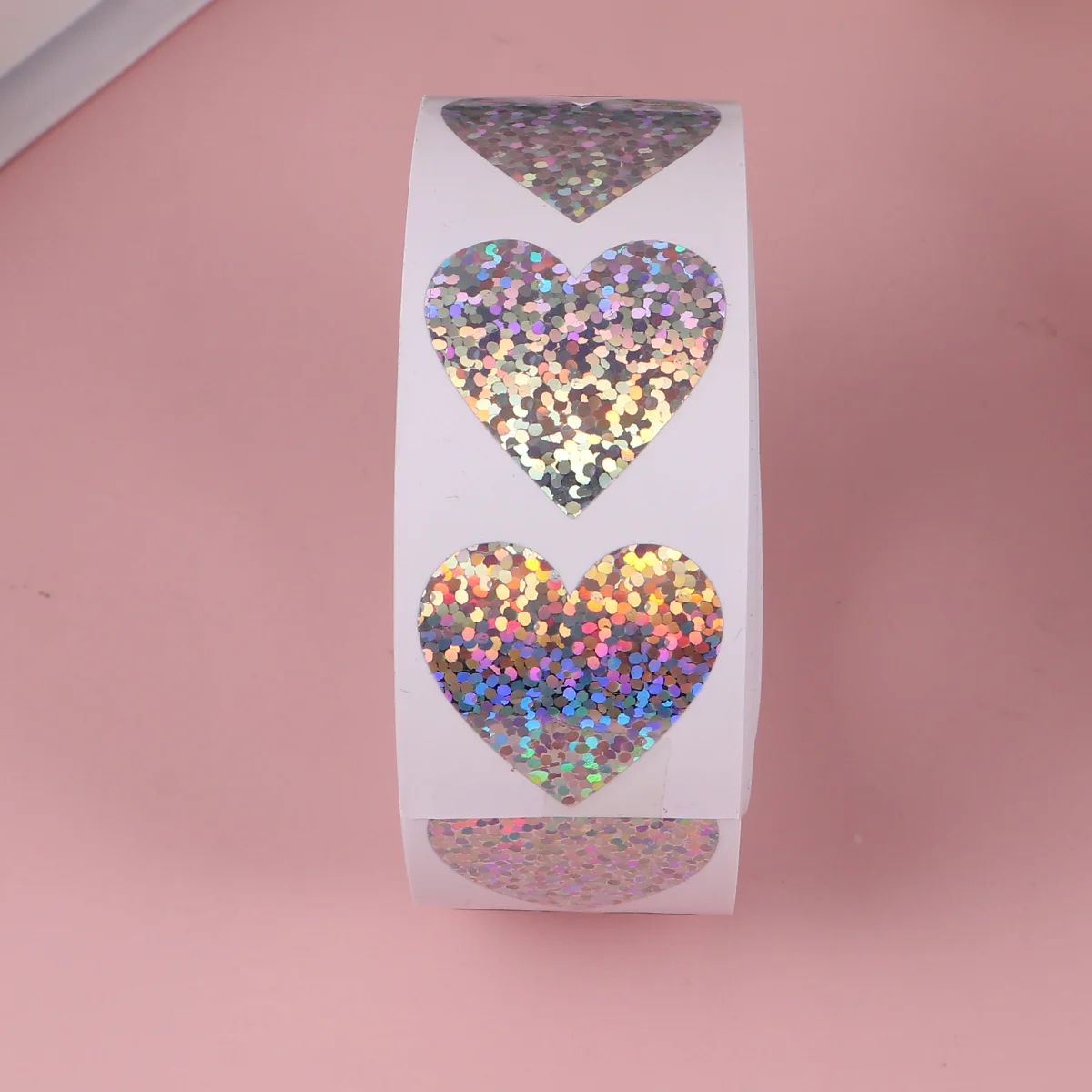 1 Roll of 500PCS Heart Shape Sticker Self-adhesive Gift Labels Sticker Label Decals Creative Roll Label Sticker for Gift Party
