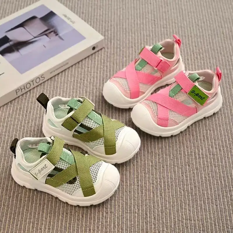 Girls Boys Summer Closed Toe Sandals Breathable Mesh Sport Shoes Non-Slip Rubber Sole Kids Beach Footwear Anti-Collision