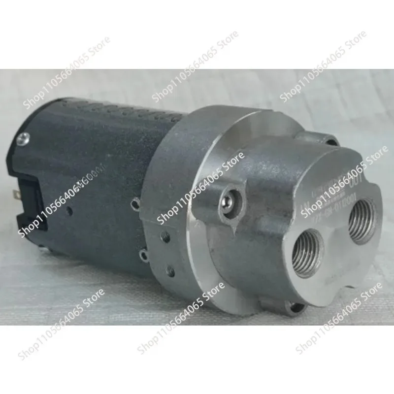 1pcs suitable for engine oil, hydraulic oil and lubricating fluid DC 12V low noise electric oil transfer pump 2.0L/MIN