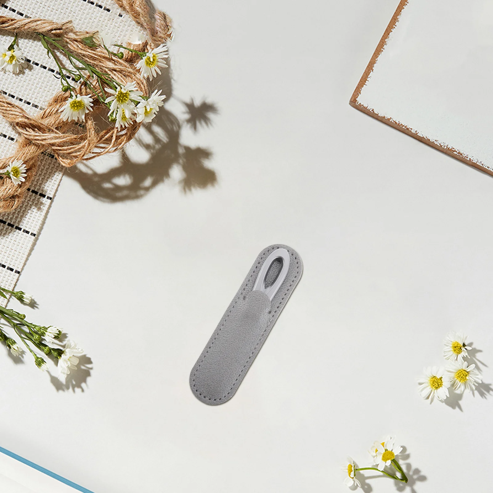 

1Set Durable Zinc Aluminium Double Sided Nail File Anti Slip Handle Compact Travel Reusable Fingernail Shaper with PU Case