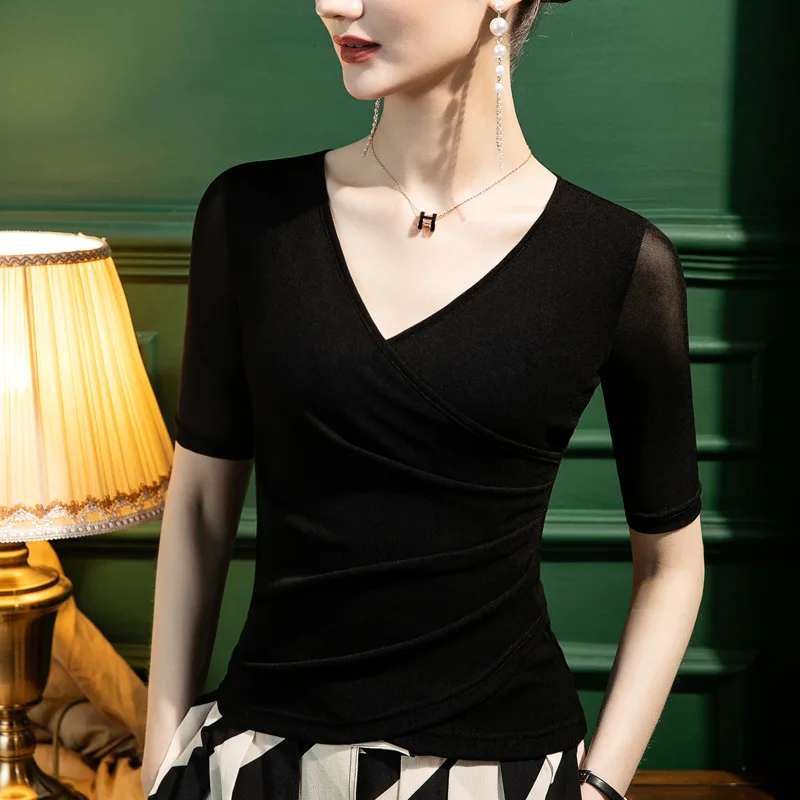 

Women's 2025 Cross Vne Tirt Me fsve Slimfit Cleanfit Sle PU Leather Other Material 00% Ladies Faion Top