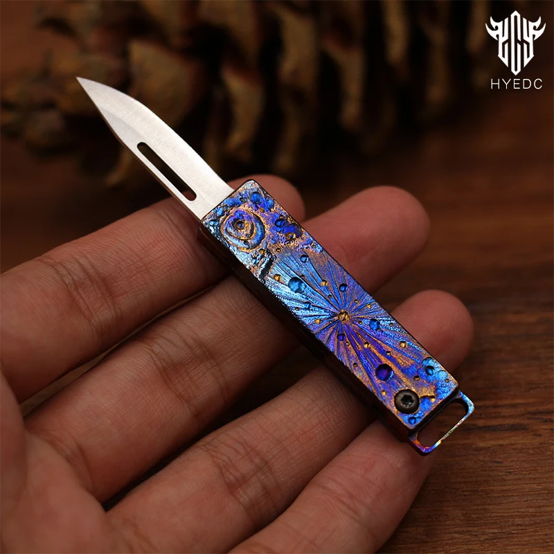 سكين صغير من سبائك التيتانيوم قابل للطي على شكل نجمة السماء نحت يدوي للتخييم EDC سلسلة مفاتيح قابلة للحمل قلادة هدية حادة