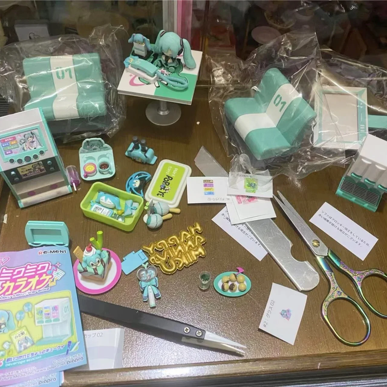 6-pieces-ensemble-nouveau-anime-hatsune-miku-karaoke-figure-kawaii-pvc-modele-miniature-bricolage-jouets-poupee-bureau-decor-cadeaux-a-collectionner