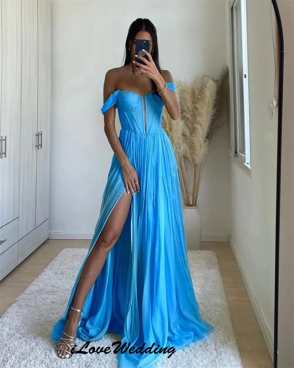 فساتين لحضور الحفلات الموسيقية من الشيفون بدون حمالات باللون الأحمر على شكل حرف a 2025 فستان حفلات الزفاف للمرأة فساتين سهرة أنيقة مكشكشة حسب الطلب