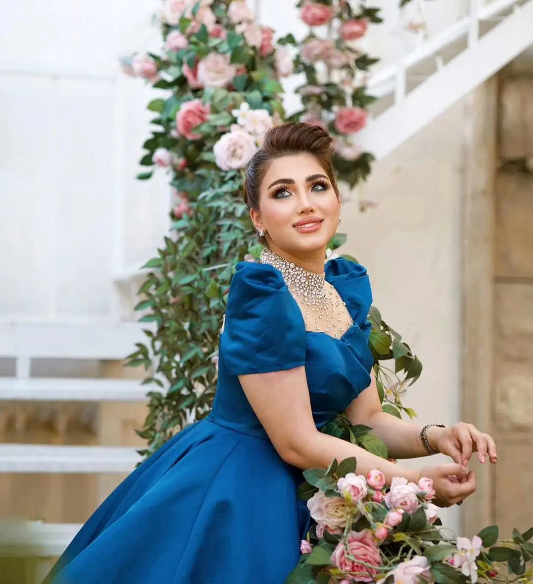 Vestidos de Quinceañera de cuello alto Vintage, vestidos de graduación de manga corta, cuentas de cristales, Azul Real, longitud hasta el tobillo, vestidos de fiesta formales