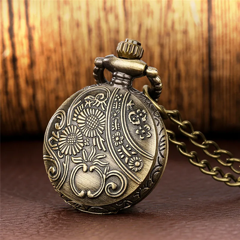 Bronze 3D Elk Deer Pattern Small Size Men Women Quartz Analog Pocket Watch Arabic Number Display Clock Necklace Chain Gift Reloj