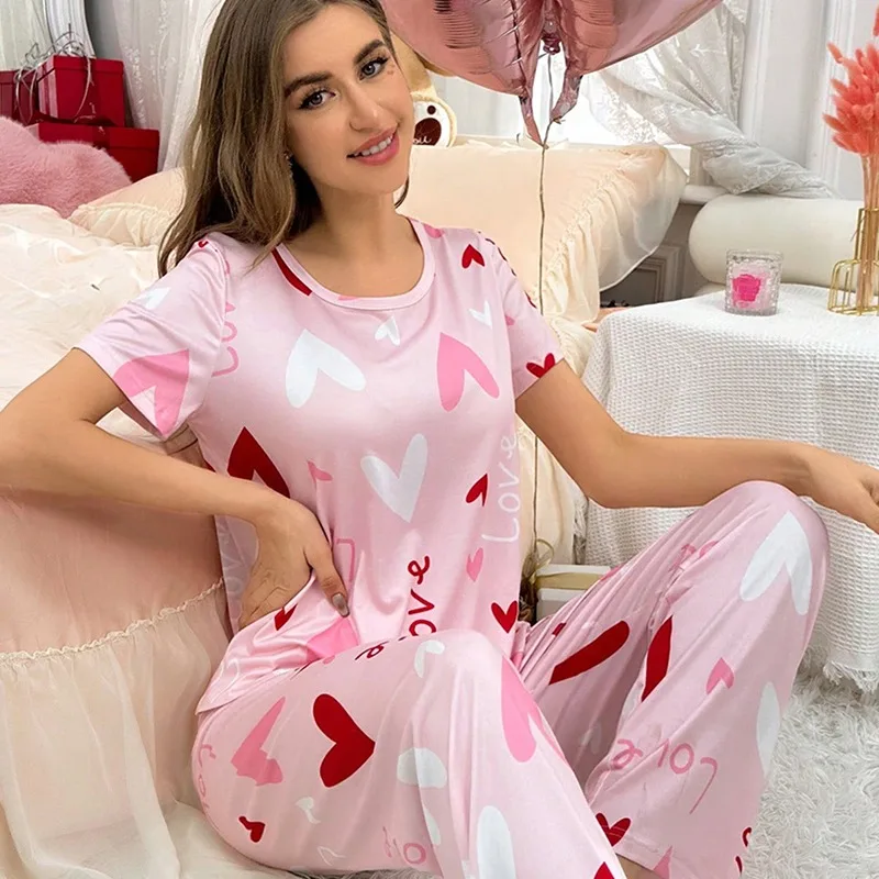 Bonito conjunto de pijama impresso para mulheres em torno do pescoço manga curta topo calças compridas estilo ocidental solto confortável retro loungewear