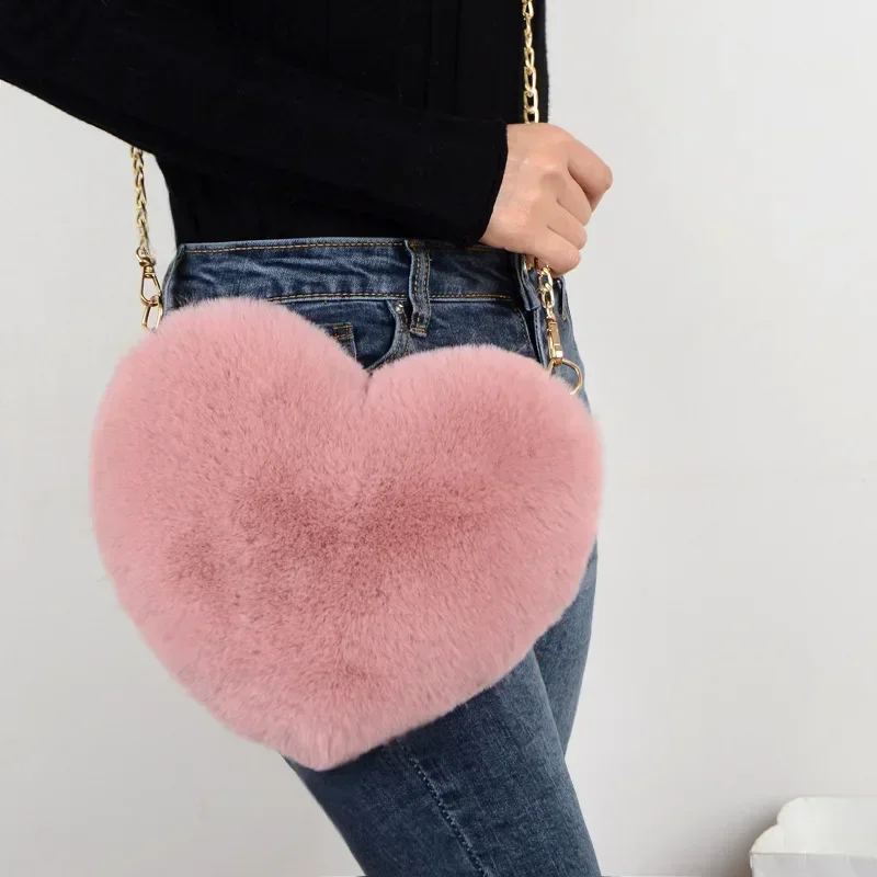 Faux Fur Crossbody Bolsas para mulheres, bolsas em forma de coração, bolsa carteira bonito, bolsa de ombro de pelúcia para senhora