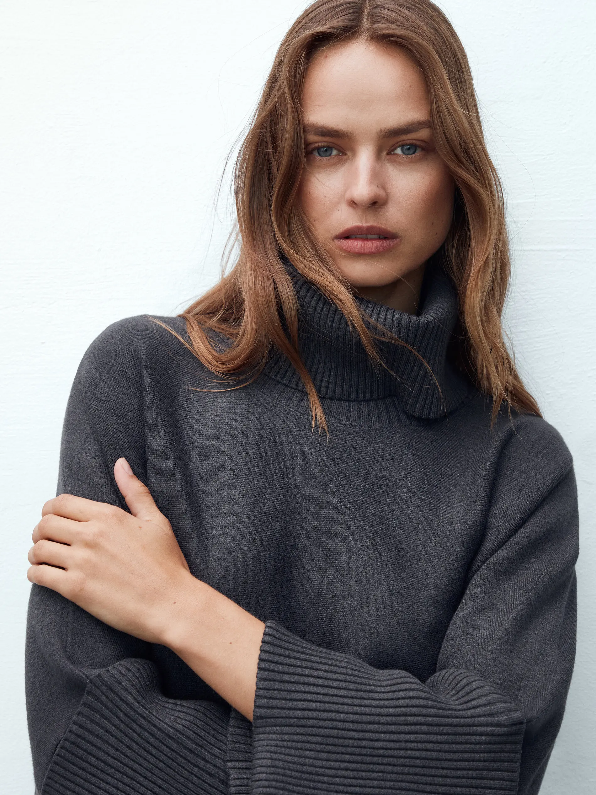 

Ethereal MD 2025 Massidutti, новый зимний стиль, женский повседневный вязаный свитер с двусторонней тканью и многослойной шалью с боковым вырезом