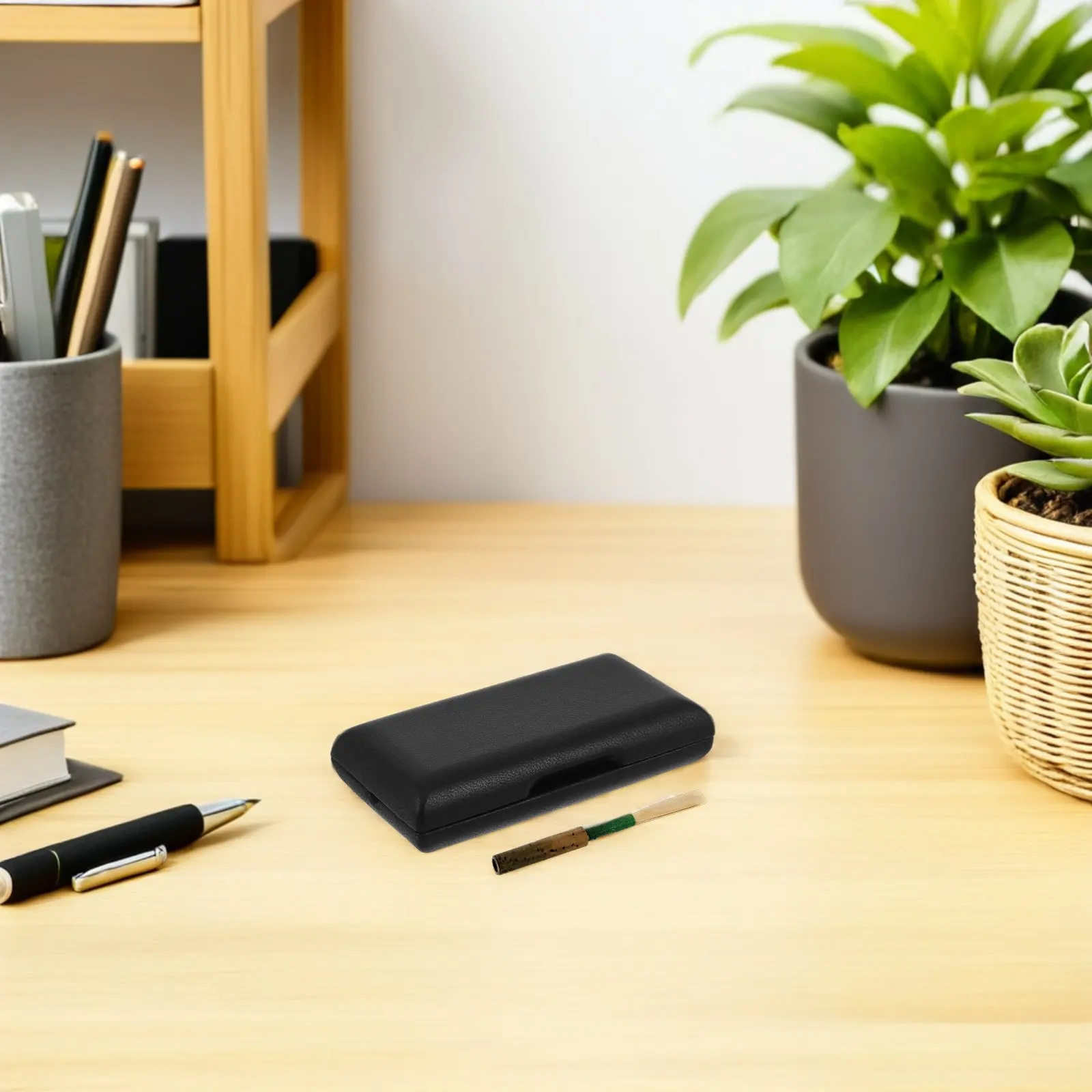 

Oboe Reeds Storage Box 128 Slot Double Reed Organizer Case for Musician Durable High Capacity Portable Professional Instrument