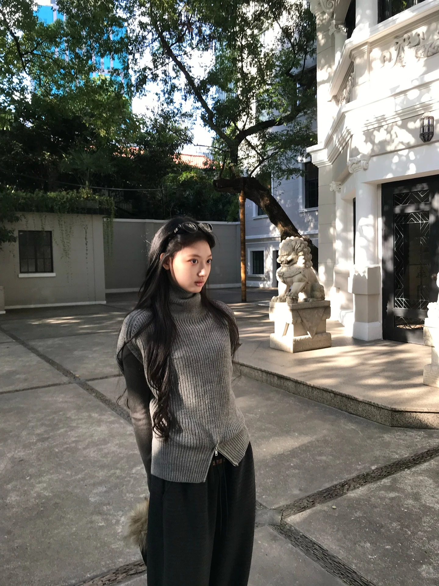 レッドセレブリティウールニットベストレディースアウター冬ファッショナブルな新着ハイカラーレギュラー丈ソリッドカラー