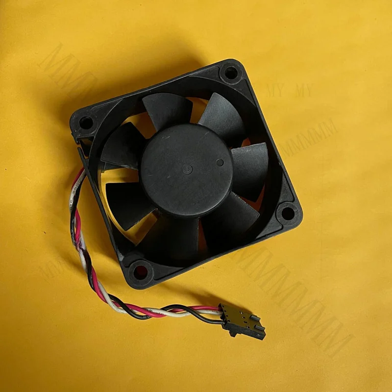 TT Y.S.TECH NYW06025012BSS DC12V 0.42A 60mm 3-wire temperature-controlled fan 3-pin