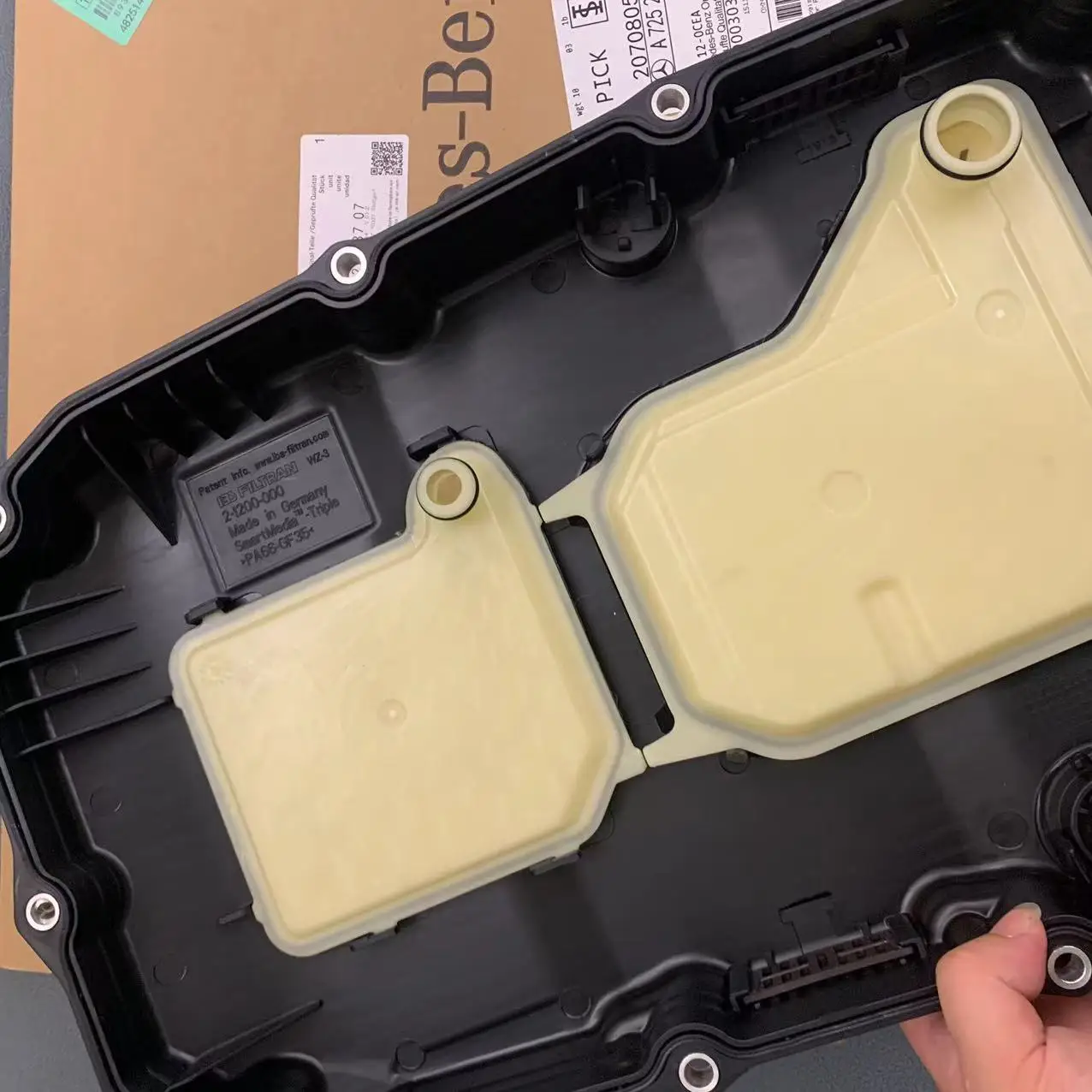 

XMSJ-OEM A7252703707 7252703707 Automatic Transmission Oil Sump For Mercedes Benz W205 W222 W213 Engine Transmission Oil Pan