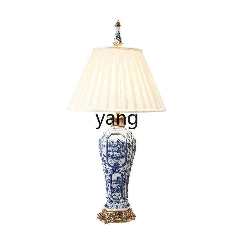 Yjq Luxury Soft Decoration Lighting Decoration High-Grade Atmospheric Ceramics Bedside Lamp Fake Antique Blue and White