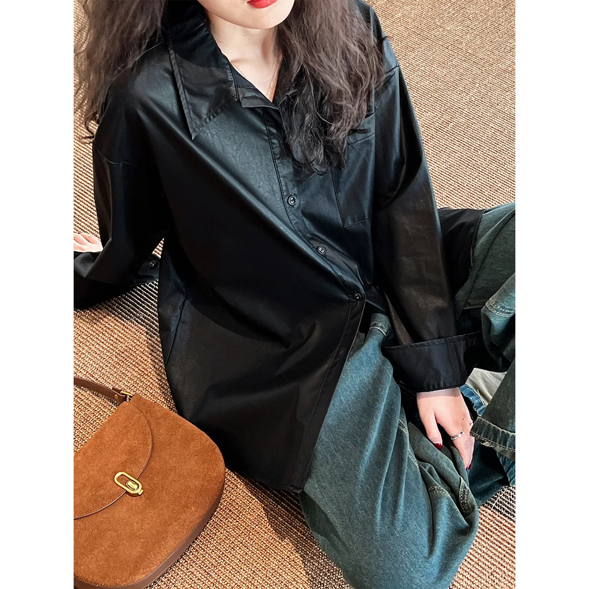 

Ретро-рубашка из искусственной кожи с длинным рукавом в стиле Deer West, женская, весна 2024, новая повседневная модель в стиле Old Money, топ 3968