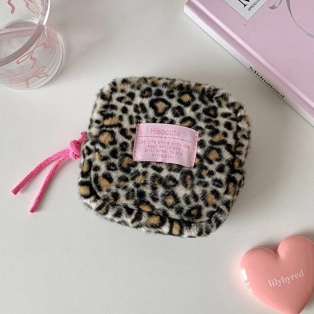 1 Stück Modische Retro Plüsch Quadratische Leopardenmuster Kosmetiktasche Niedliche Tragbare Hygiene-Baumwolltasche Aufbewahrungstasche Damengeschenk – Detail 9