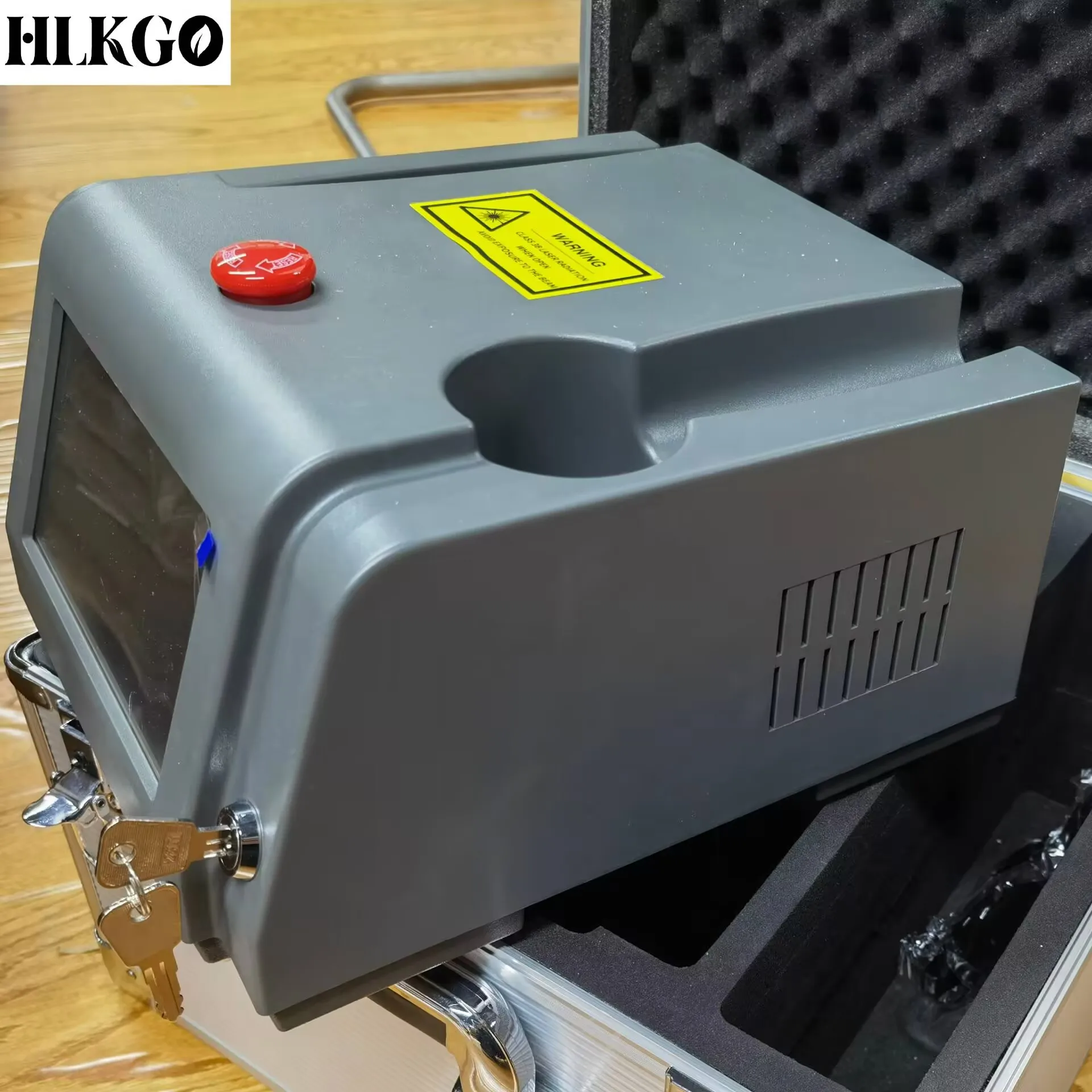 

Лазерный терапевтический аппарат HLKGO 1055 мВт, красный лазер 650 нм (11 диодов) и 808 нм (5 диодов), технология MLS M6 для лечения фибромиалгии, бурсита, остеоартрита