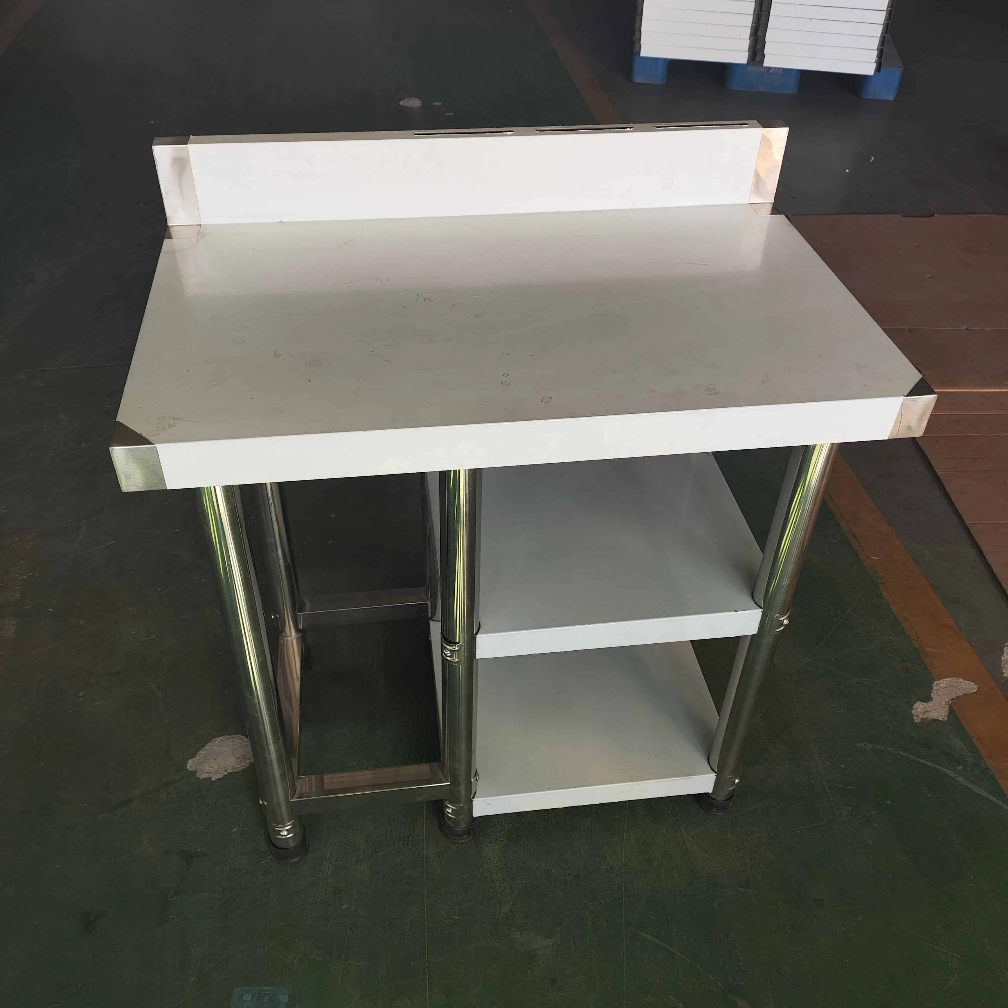 Custom Made Multifunction Stainless Steel Commercial Work Table with Kitchen Knife Holder for Kitchen Machines