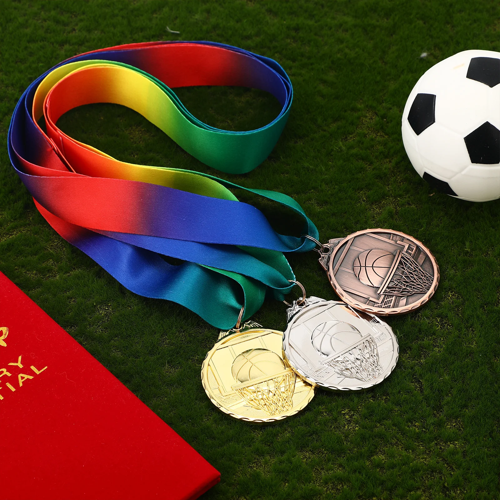 

3Pcs Basketball Medals for Awards Elaborate Artistry Resilient Craftsmanship Sports Game Prizes and Party Favors