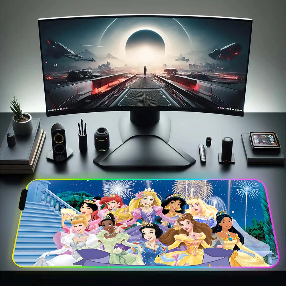 Princesas en cuento de hadas RGB Pc Gamer teclado alfombrilla para ratón alfombrilla LED brillante alfombrillas de ratón goma Gaming ordenador Mausepad