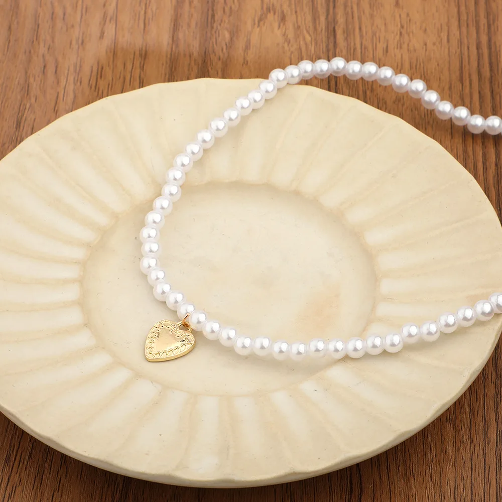 1Pcs Hot Selling New Pearl Heart Double-Layer Layered Collarbone Necklace, Fashionable and Sweet Temperament Women's Necklace image 3