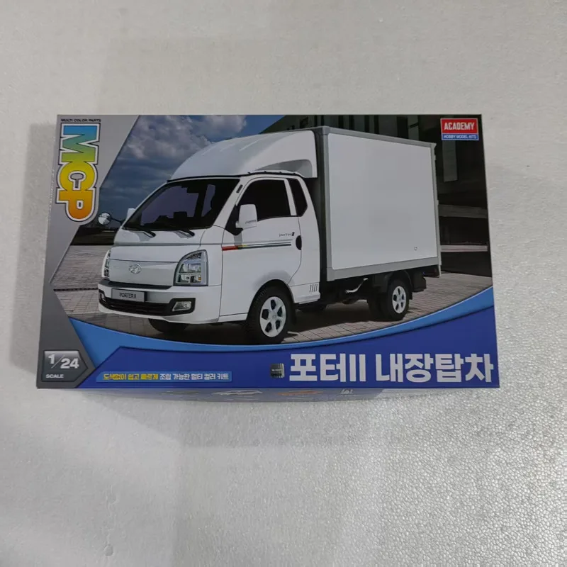 

Комплект модели автомобиля Academy Assemble 15145, современная коробка Minivan, комплект пластиковой модели 1/24