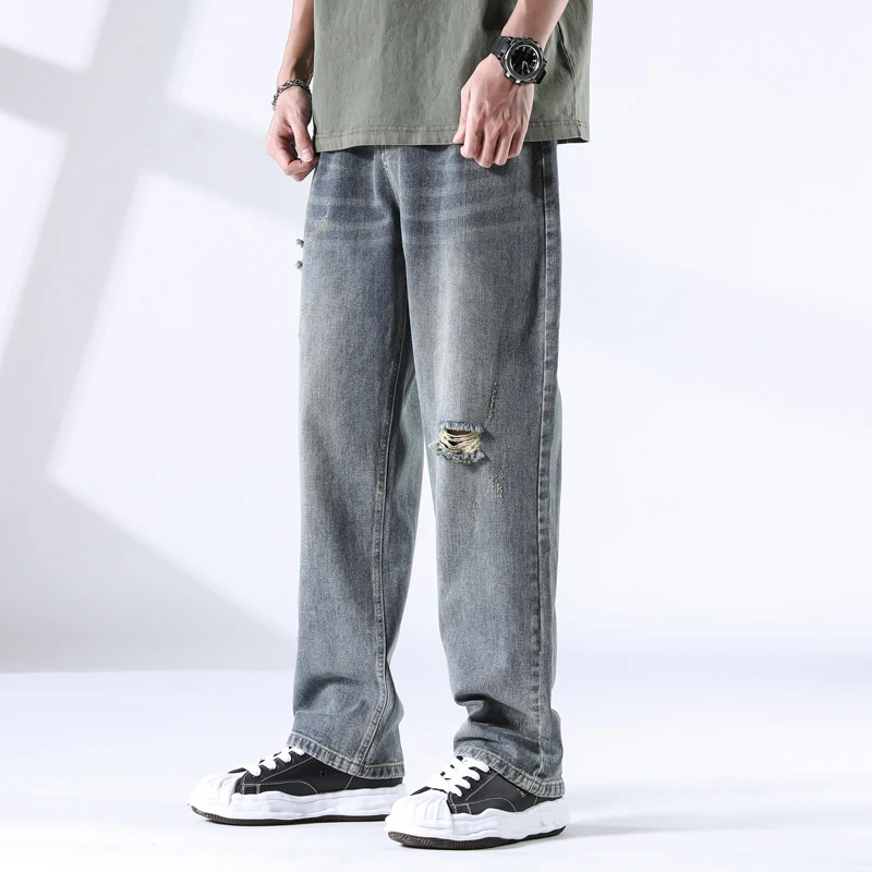 

New straight leg denim pants for spring and summer 2025, fashionable men's clothing, summer perforated design, personalized loos