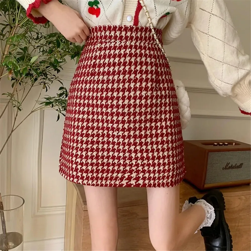 

Fashionable New Girl Skirt Wool Plaid High Waist A-Shaped Thin Hip Short Skirt Mini Black Red Women'S Skirt