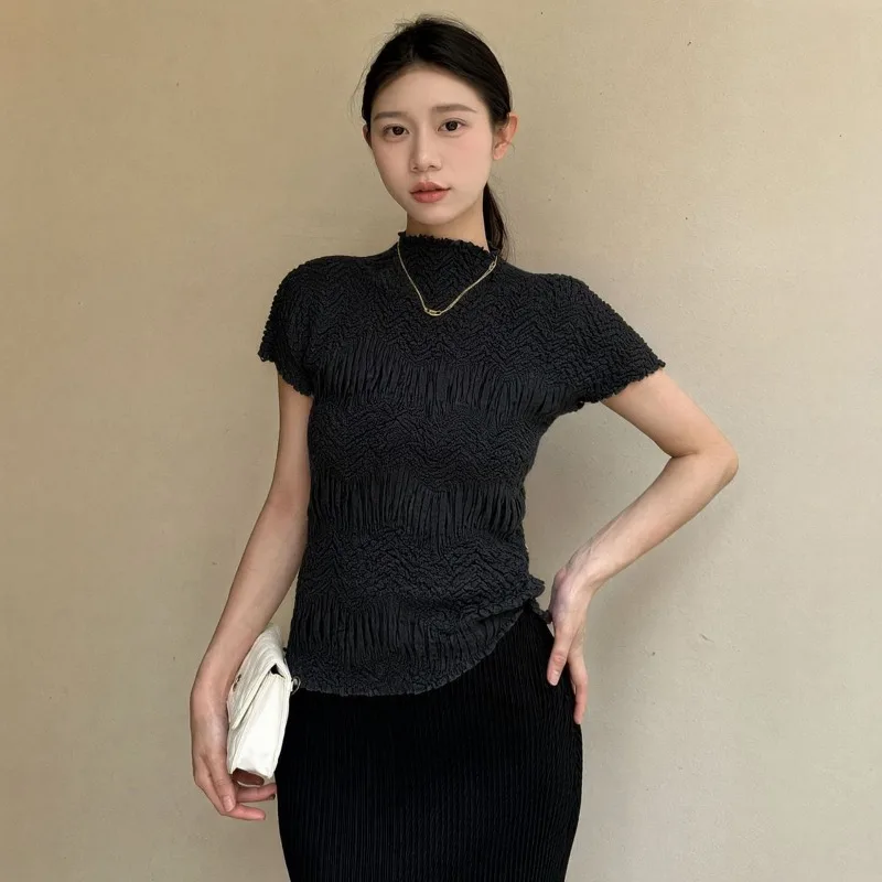 Miyake Pleated Ruffled Edge T-Shirt Unique Top Summer High-End Feel 2026 Slim Fit Slim High Collar Simple Elegant Short Sleeve