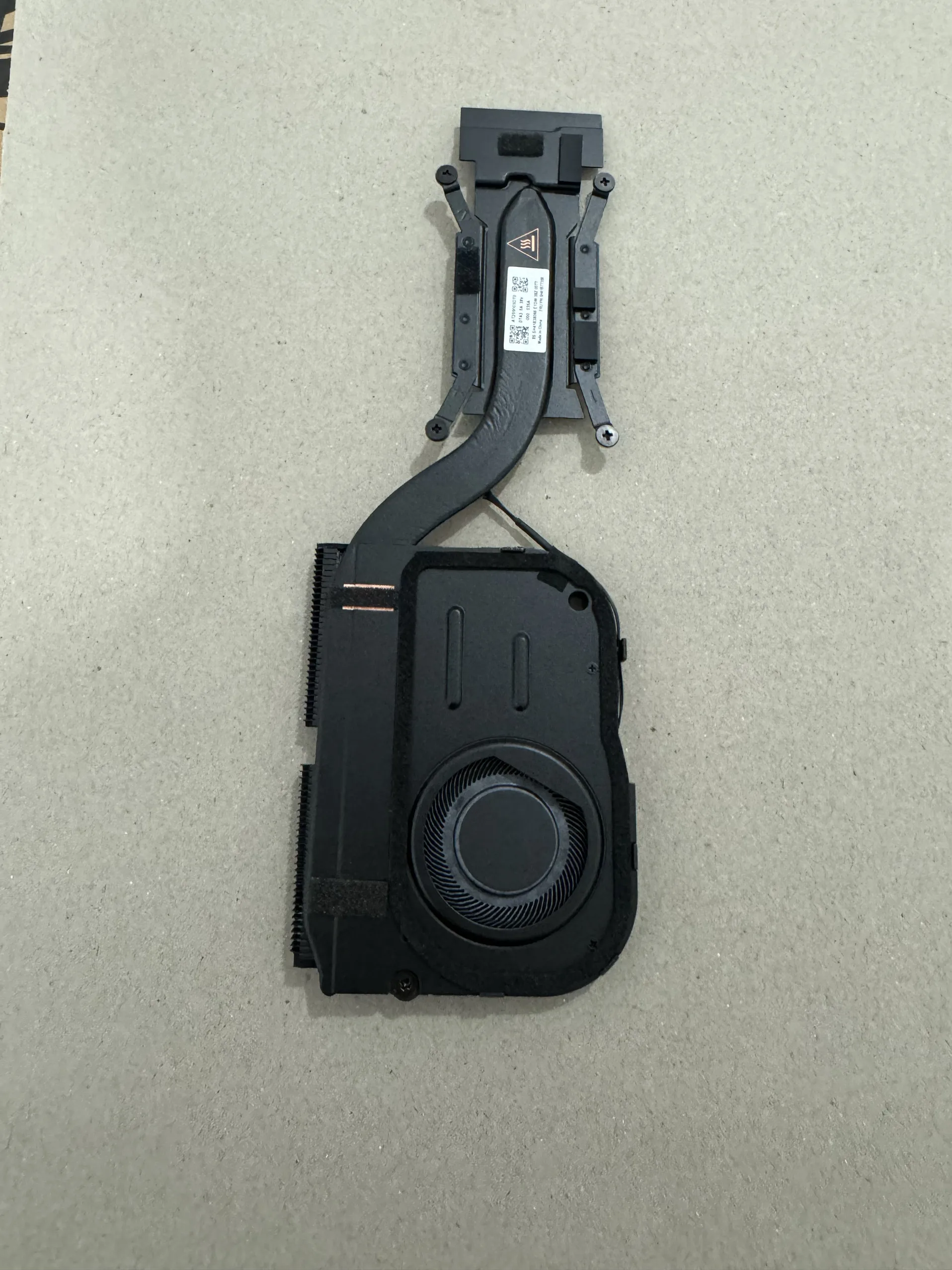 

For ThinkPad X13 X13 Yoga Gen4 Notebook Internal Single Cooling Fan 5H41B77358 356