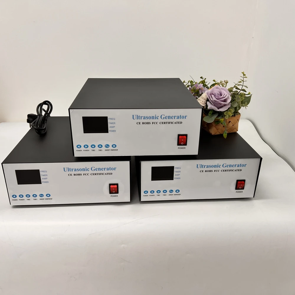 600w 48khz 54khz Maximal Current 2-2.5A Digital Ultrasonic Generator for Optical Glass Electronic Parts Cleaning