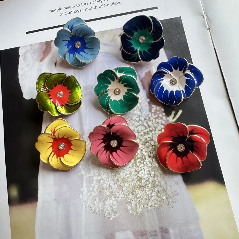 

Vintage Colorful Enamel Brushed Texture Pansy Flower Brooch with Zircon, Multi-color Optional