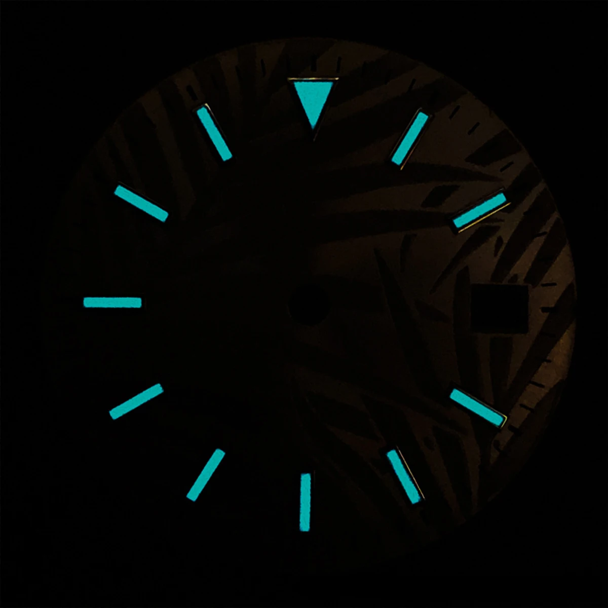 28.5 مللي متر ساعة الطلب الأزرق مضيئة وجوه ساعة ل 8200/821A/8215 Mingzhu 2813 حركة ساعة رجالي اكسسوارات