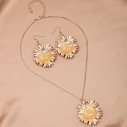 Jewelry Set For Women Earrings Necklace Exaggerated Metal Flower Pendant Party Gift Holiday Fashion Accessories CS018