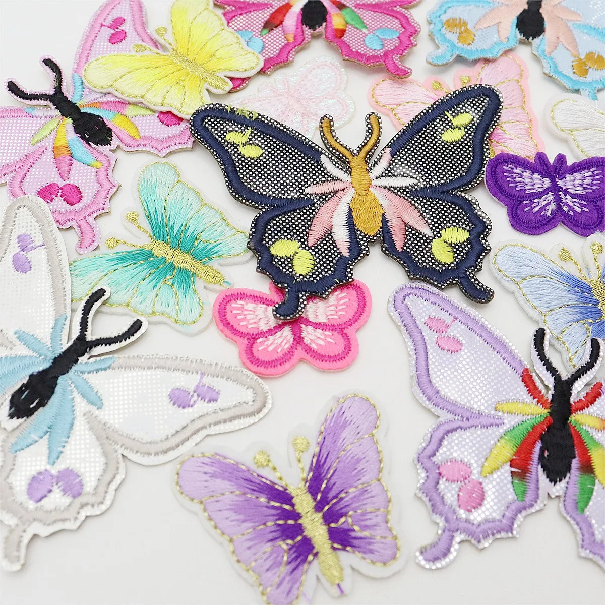 16pcs Mixed Cute Embroidery Butterflies Patches Iron On Butterfly Applique Sewing Accessories DIY Crafts