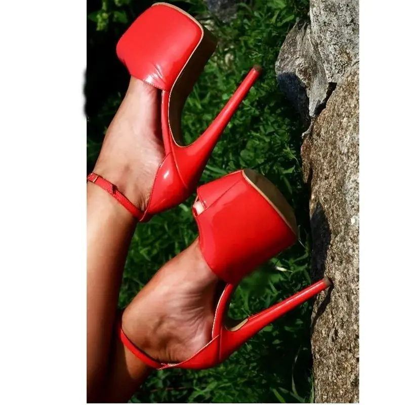 레드 버클 컷 아웃 플랫폼 펌프 얇은 하이힐 들여다 발가락 패션 멋진 섹시한 2025 여름 빅 사이즈 여성 신발 Zapatillas Mujer