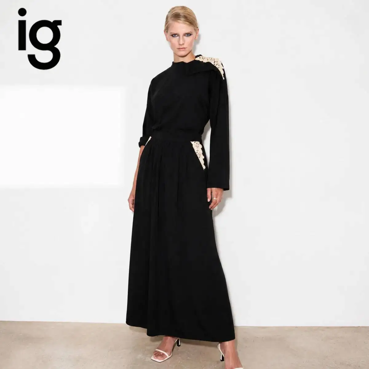 IG26 Women's Asymmetric Lace Patch Two Piece Outfit, Crew Neck Long Sleeve Loose Top & High Waist Pleated Maxi Skirt Elegant Set