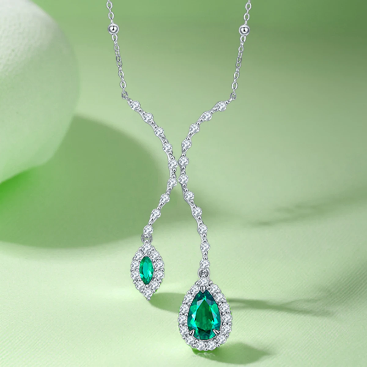 

Женское колье с подвеской в форме капли из изумруда, серебро 925 пробы, модное изысканное украшение с искусственными камнями