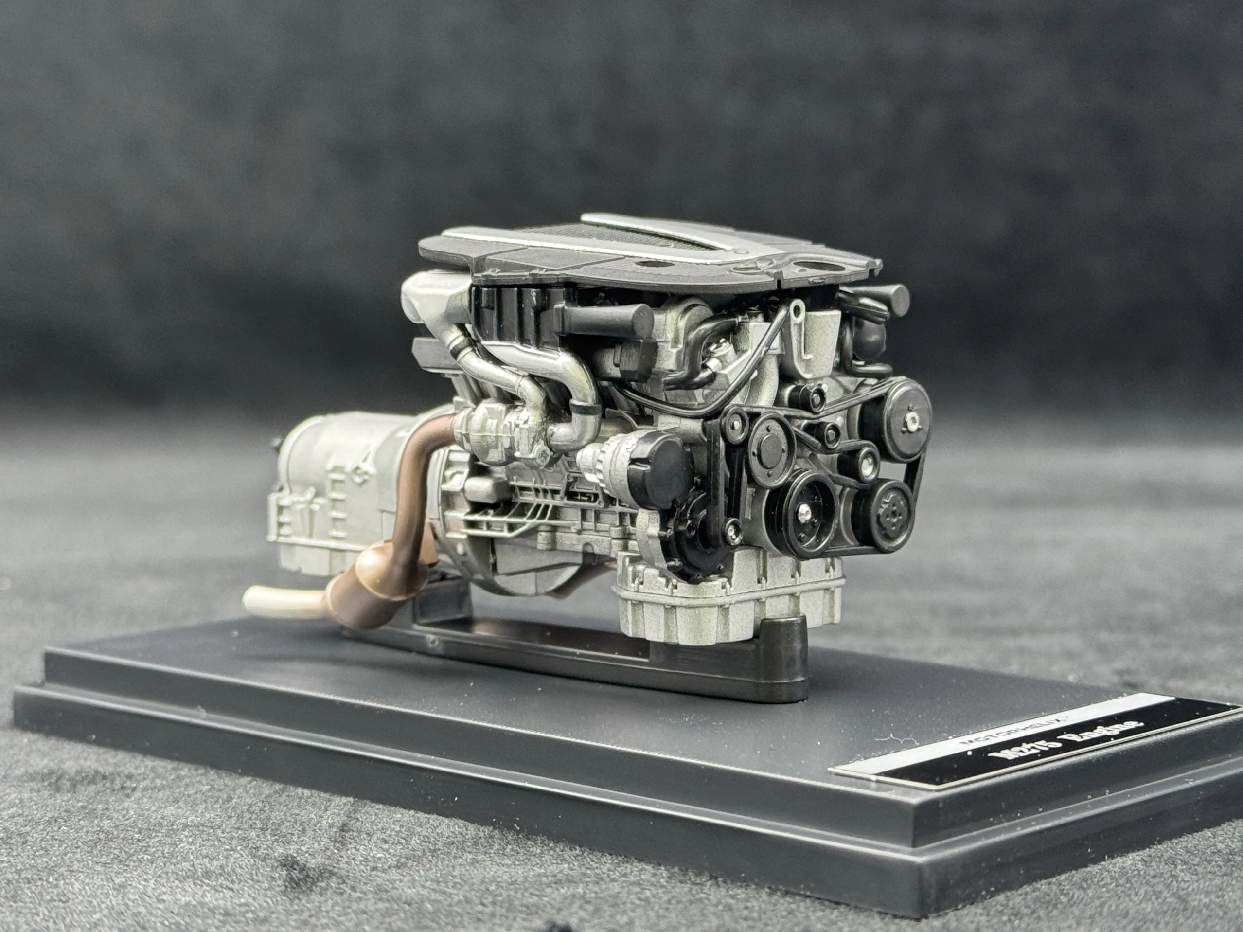 다이캐스트 1:18 스케일 모터헬릭스 벤츠 W221 S클래스 M275 엔진 자동차 모형 수집용 장난감 선물 기념품 장식품