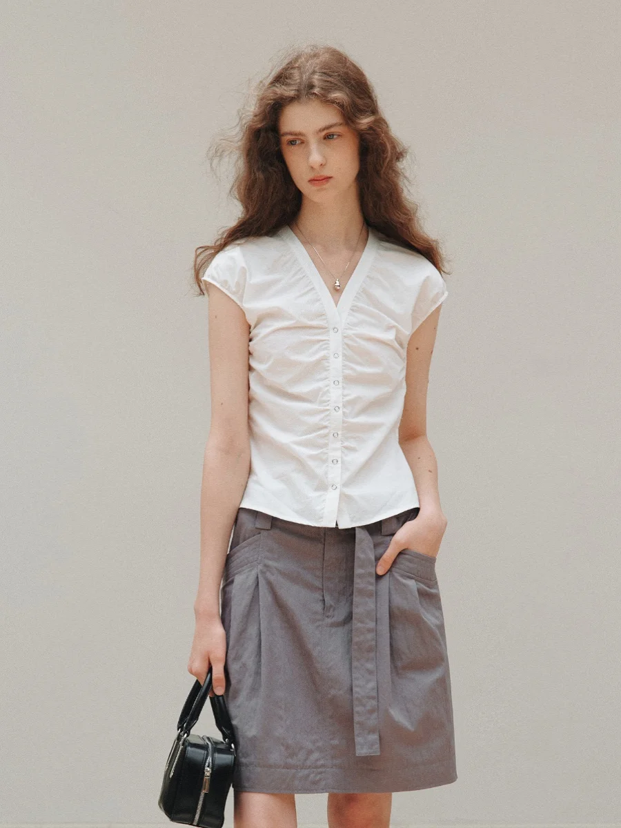 

Un25 Оригинальный дизайн, модный корейский стиль, топ-жилет с открытыми плечами, плиссированный, с V-образным вырезом, новая коллекция весна-лето