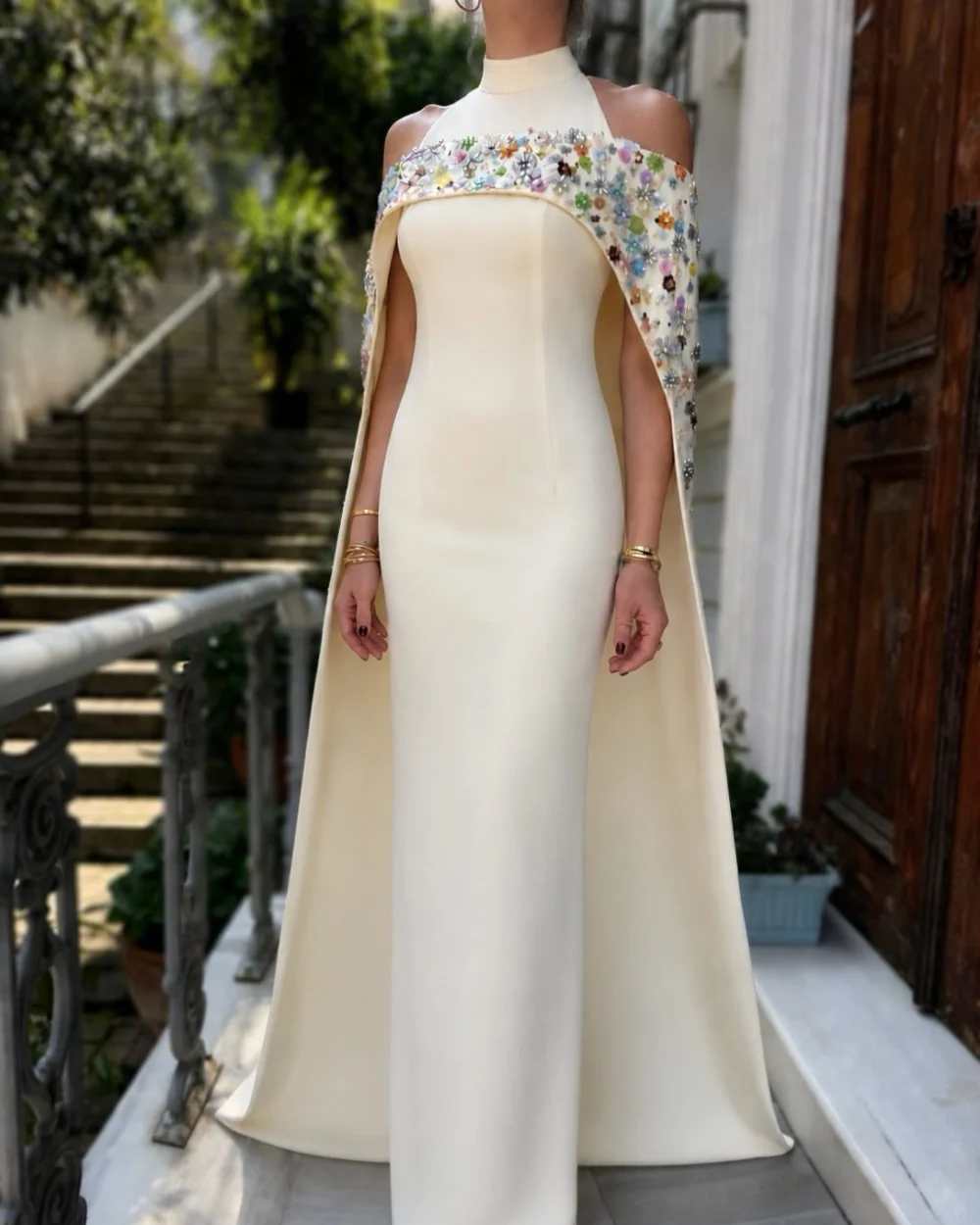 

Customized Fashion Women Jersey Beading Pleat Straight Evening Dresses Elegant High Collar Sleeveless Floor Lenght Prom Dresses