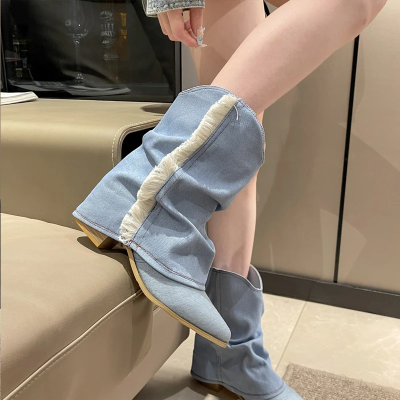 Stivali da Cowboy in Denim Slip-on donna Brand Design punta a punta a metà polpaccio Botas scarpe da donna con tacco largo Western Bootin con frange